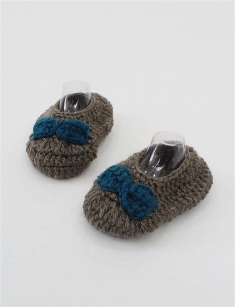 Baby booties | Crochet booties |Woolen knitted shoes for baby girl & boy