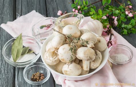 Быстрые маринованные шампиньоны за 1 сутки