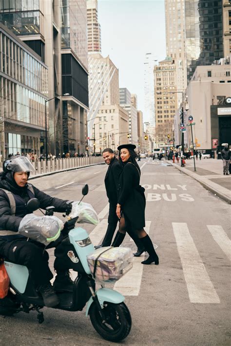 NYC Vacation Photographer | Couples & Family Photoshoot in New York City