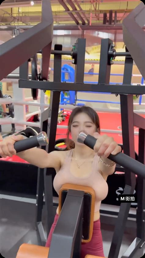 Beautiful girl in the world 🪐 | Gym time @halen.cute | Instagram