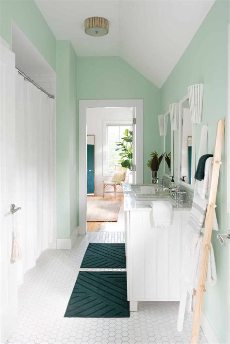 28 Paint Color Ideas for a Small Bathroom to Make It Feel Big