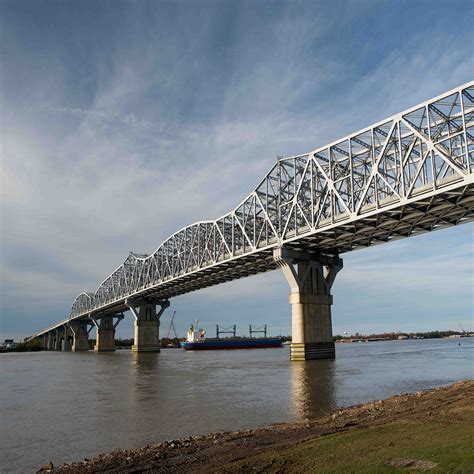 Modjeski and Masters | Huey P. Long Bridge