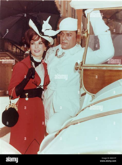 THE GREAT RACE (1965) NATALIE WOOD, TONY CURTIS GRTR 003CP Stock Photo ...