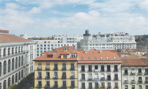 Airbnb vs. Hotel vs. Hostel: What's Best for Budget Travel