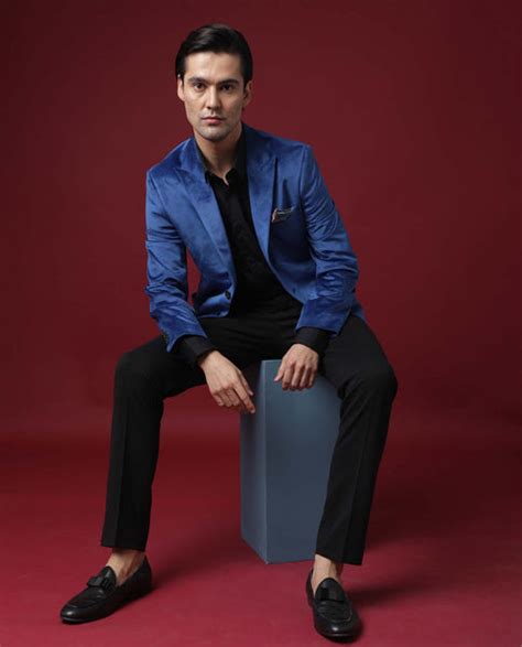 Rare Rabbit Men's Mazey Blue Polyester Fabric Peak Lapel Single Breast