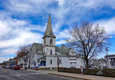 Joe's Retirement Blog: "Donna the Buffalo," Spire Center for Performing ...