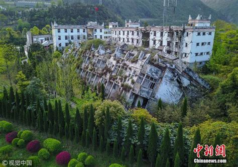 汶川地震十周年 回顾那些托举起生命的瞬间[5]- 中国日报网