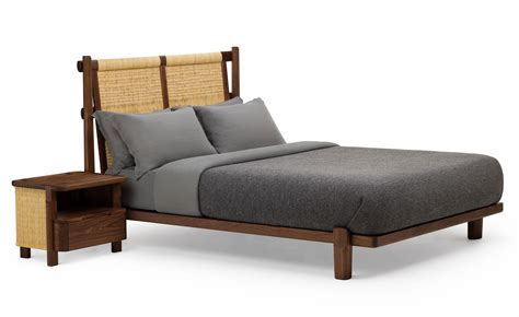 Twenty-Five Bed by De La Espada | hive