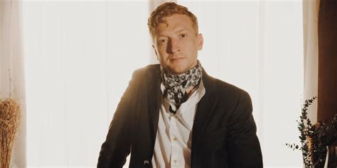 Tyler Childers Announces New Album Snipe Hunter, Shares New Song “Nose ...