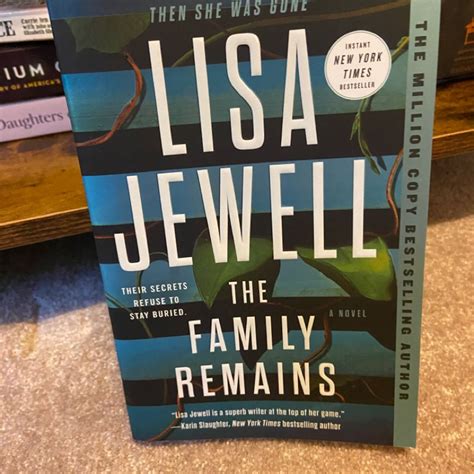 The Family Remains by Lisa Jewell, Paperback | Pangobooks