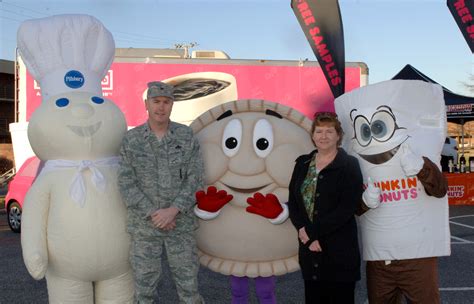 Smucker's gives Langley free breakfast