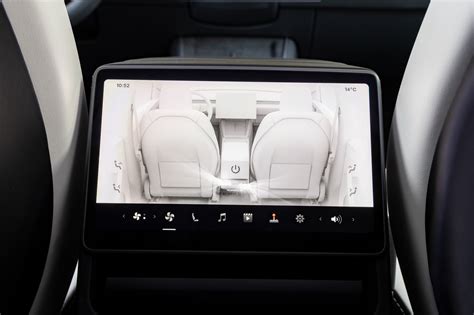 Test drive: Tesla Model Y RWD Long Range, δρόμο παίρνει δρόμο αφήνει… | Drive