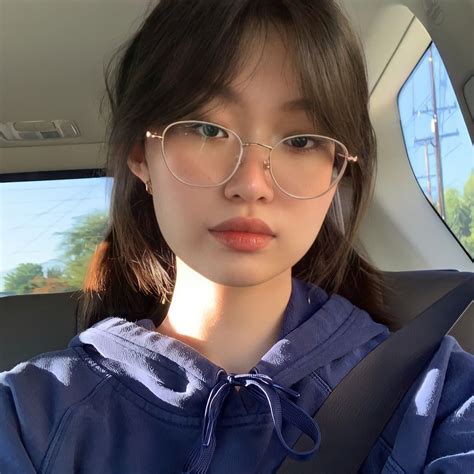 Pin by Melina Lopez on Guardado rápido | Glasses for round faces ...