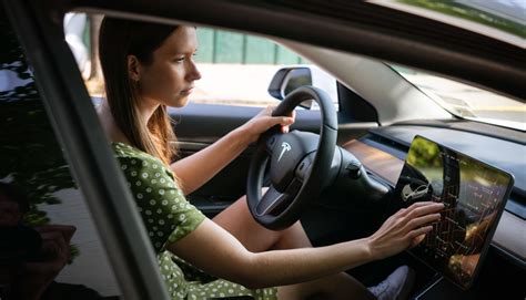 10 Best Cars for Short People [2023 Update] | FINN