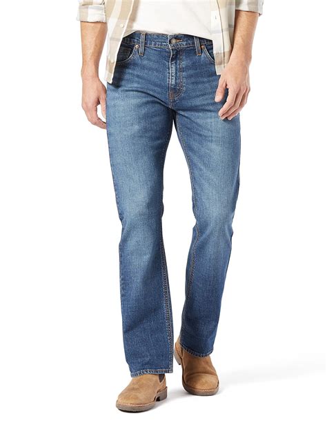 Signature by Levi Strauss & Co. Men's Bootcut Jeans - Walmart.com