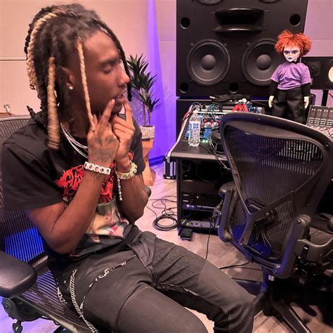 Listen to osamason talk2me prod warren hunter by jumpOut!! in . playlist online for free on ...