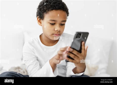 A Mobile for Kid 的图像结果