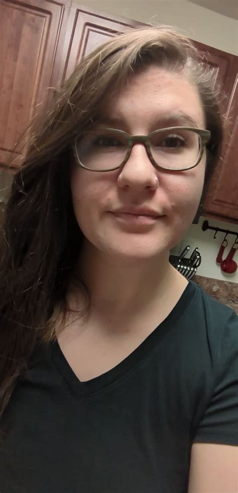 Quiet night in ☺️ (26F) : r/selfie