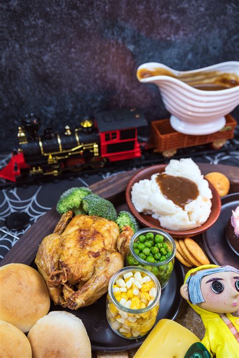 Coraline Food Ideas: The Ultimate Guide to a Movie-Themed "OTHER BOARD ...