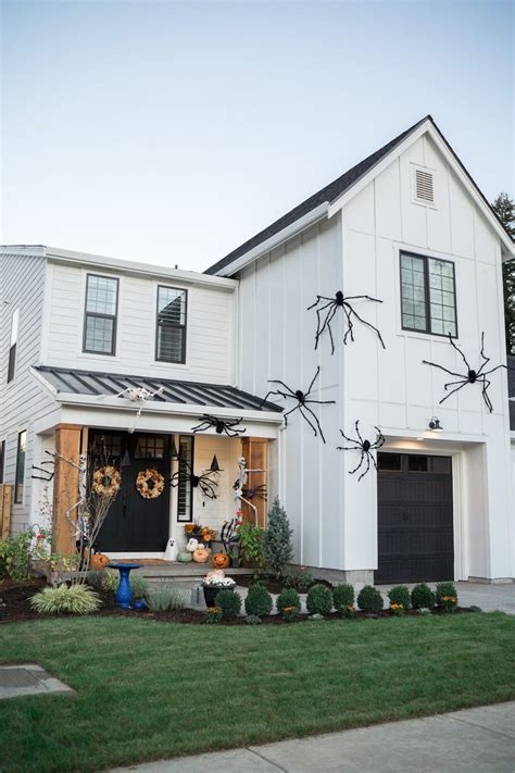 Halloween House Decorations Yard