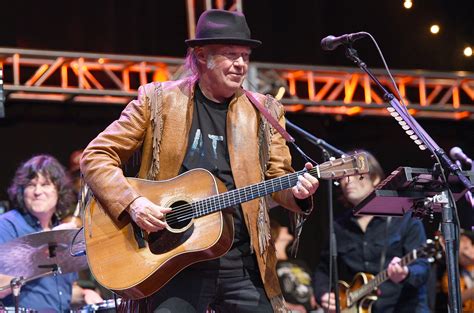 Neil Young Comes Clean - The New York Times
