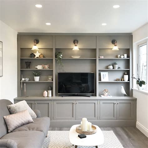 3 Must-Have Features For A Living Room Built-in Shelving Unit – HOMYSTYLE