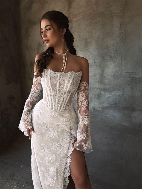 Lace Mermaid Wedding Gown, Sweetheart Lace Boned Corset Wedding Dress, off Shoulder Floral Lace ...