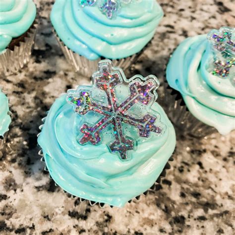 Frozen 1 & 2 Birthday Party Ideas | This Blue Dress