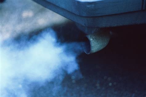What Does Blue Smoke Mean On A Diesel