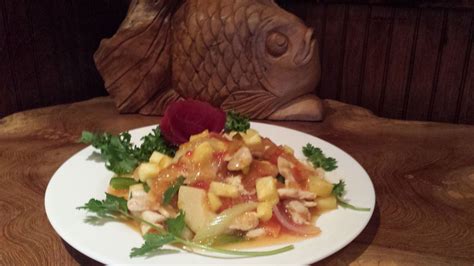 MOJO ASIAN CUISINE & SUSHI BAR