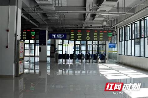 因高铁站建设需要，常德火车站17趟列车暂停办理客运业务_张家界_重庆_站台