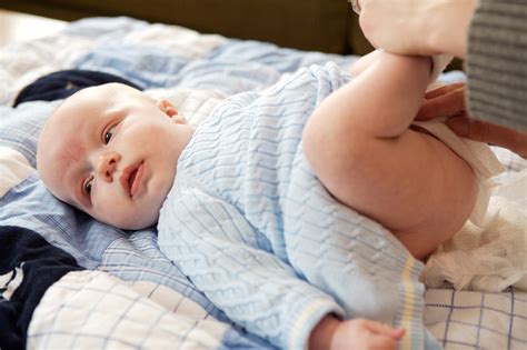 La rozadura de mi bebé es muy fuerte, ¿debo llevarlo al doctor ...