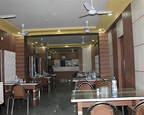 HOTEL JAIRAM SAMRAJ - Hotel Reviews, Photos, Rate Comparison (Digha ...