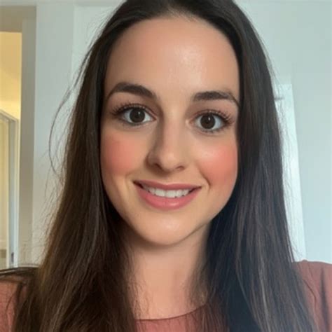 Elise - Guitar teacher - ₹3822/h