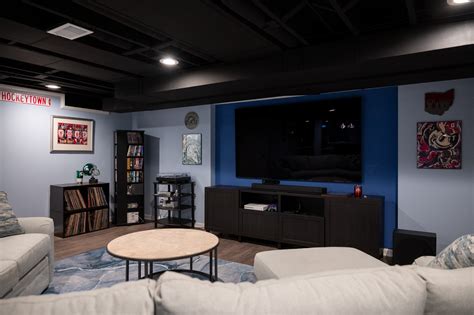 Finished Basement with Bar in Southfield, MI - Basements Plus