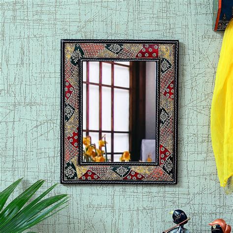 Dressing Tables: Shop Wooden Dressers & Mirrors Online in India