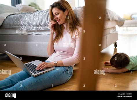 Busy Working Mother 的图像结果