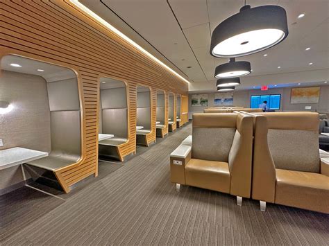 American Airlines Flagship Lounge New York JFK – Chai Bear World