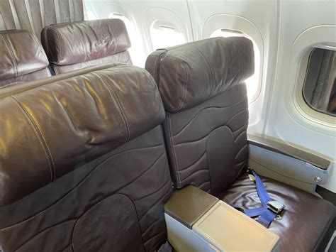 Hawaiian Airlines Interisland First Class Review [OGG to HNL]