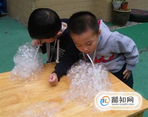如何制作泡泡水 儿童小实验吹泡泡水的制作方法图解教程 肉丁儿童网