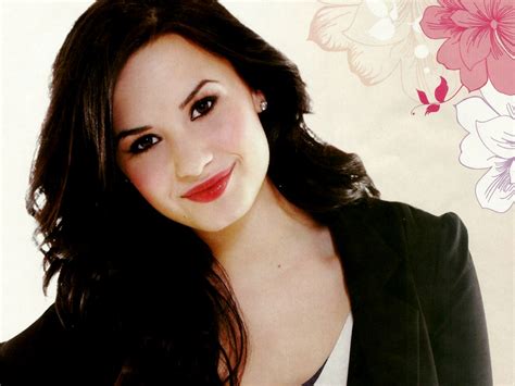 My World: Lirik Lagu Heart Attack- Demi Lovato