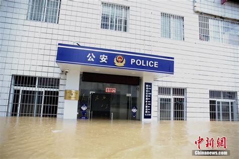 今年第4次被淹 网红柳州水上派出所“名副其实”-新华网