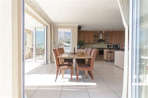 Customer reviews of Crimson Views, , Hermanus