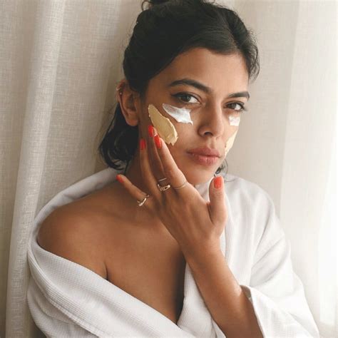 Lip Balms: 8 Best Lip Balms to Take You Through the Dry Winter Season ...