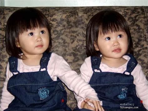 双胞胎姐妹 - 宝宝照片