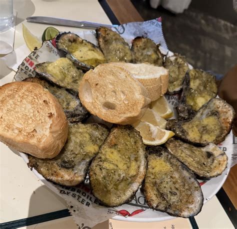 DRAGO'S SEAFOOD RESTAURANT AT L'AUBERGE LAKE CHARLES - Restaurant ...