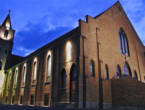 Commercial Buildings – Outdoor Lighting in Chicago, IL | Outdoor Accents