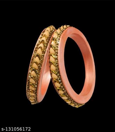 WOMEN BEAUTIFUL LAc BANGLES – Shefit