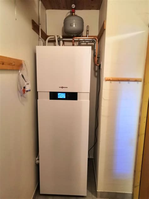 Viessmann Vitocal 222-S ilma-vesilämpöpumpun asennus - Vaajakoski ...