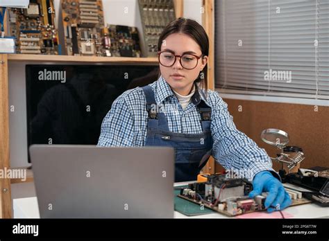 Computer Repair and Maintenance 的图像结果